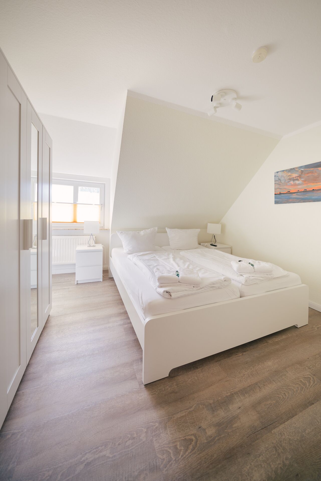Apartment (2) | Verdunkelungsvorhänge, Bügeleisen/Bügelbrett