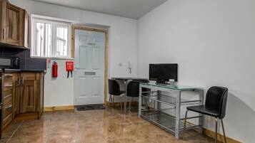 2 bedrooms, free WiFi