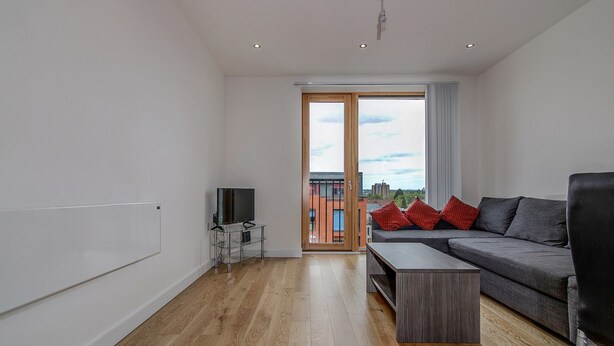 Living area - 409 Chapel Street · Stylish, Clean 1 Bedroom Flat for 4 (Salford)