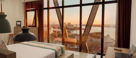 Executive Suite, 1 King Bed | Lake view