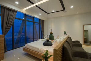 行政套房, 1 張特大雙人床 | 1 間臥室、高級寢具、迷你吧、客房內保險箱