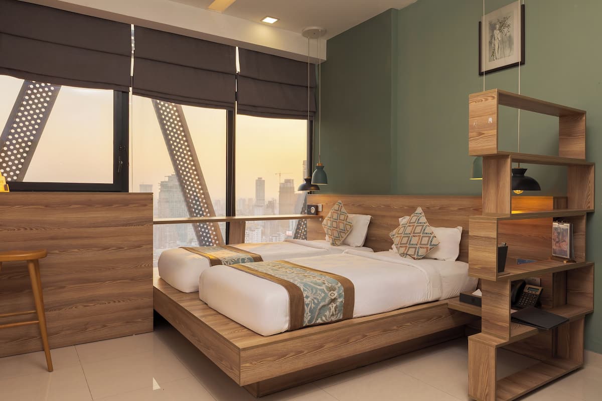 豪華雙床房, 1 間臥室, 城市景 | 高級寢具、迷你吧、房內夾萬、書桌