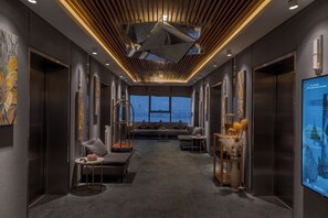 Lobby sitting area - The Snowbell Hotel & SPA @ The Bridge. (Phnom Penh)