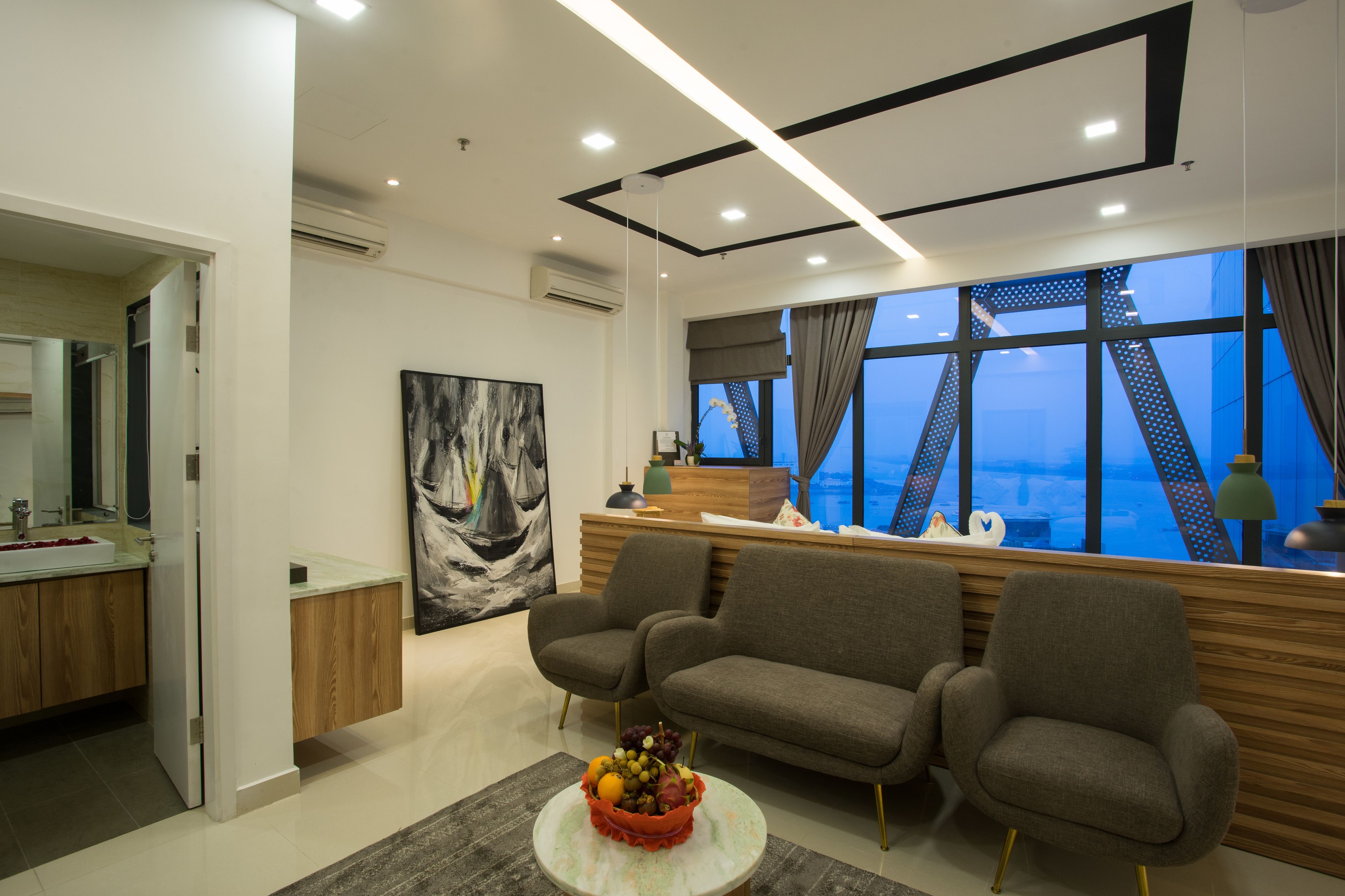 Phòng Suite Executive, 1 giường cỡ king | Bộ đồ giường cao cấp, minibar, két bảo mật tại phòng, bàn 
