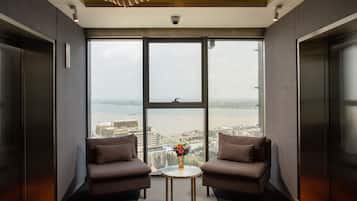 Sala de estar en el lobby