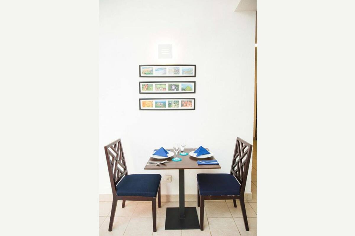 Chambre Simple, 1 lit une place, non-fumeurs | Restauration dans la chambre