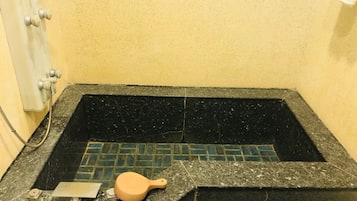 Signature Double Room, 1 Queen Bed | Bathroom | Combined shower/tub, spring water tub, rainfall showerhead
