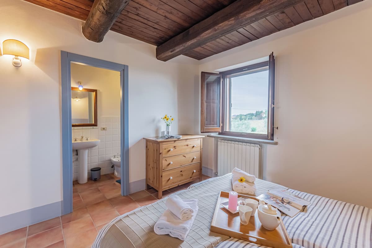 Dúplex | 1 habitación, ropa de cama de alta calidad, escritorio y wifi gratis