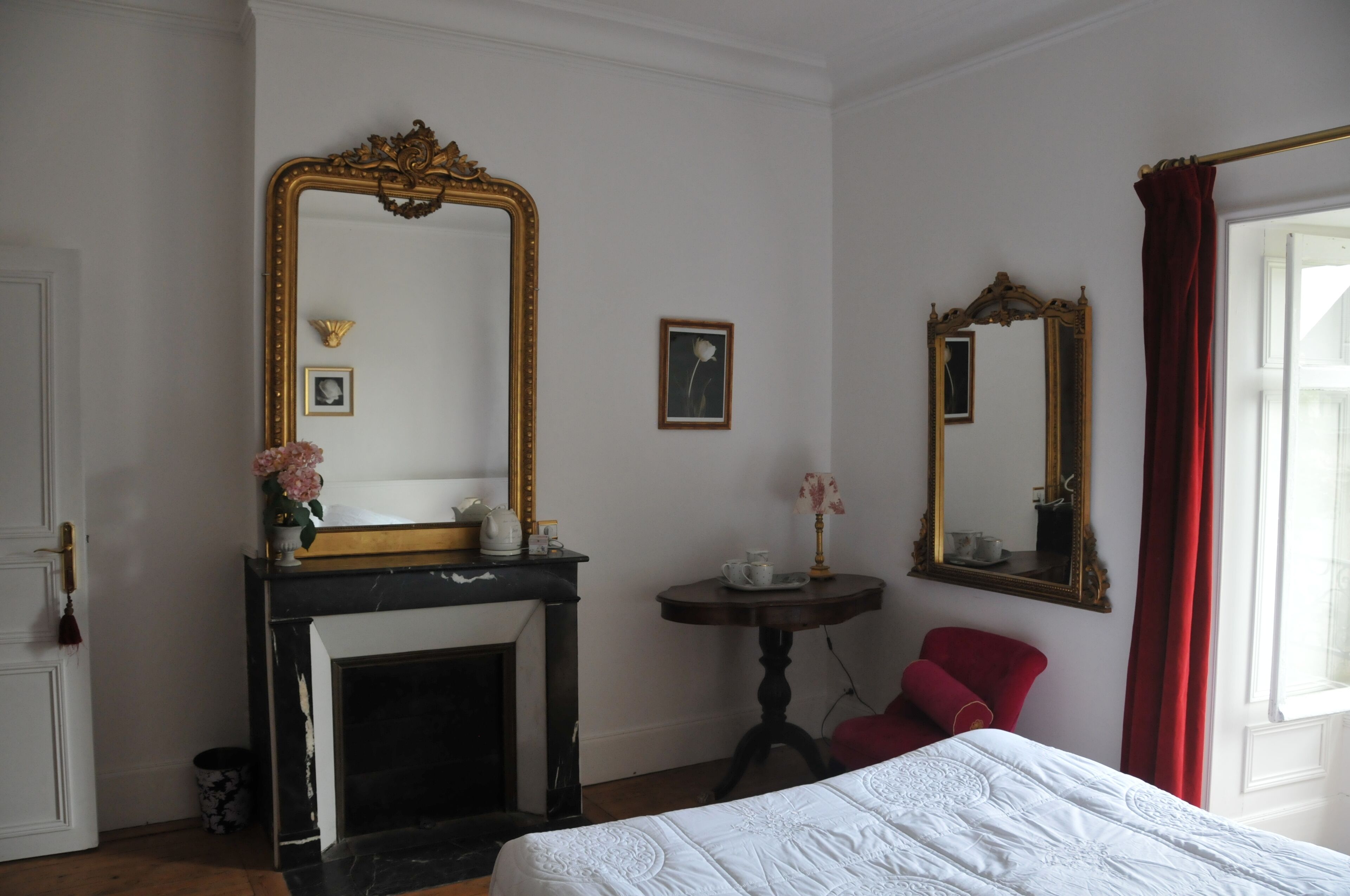Luxury Apartment, 1 Bedroom, Refrigerator & Microwave, Park View