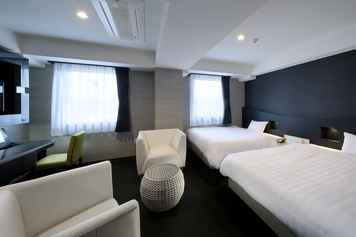 Superior Twin Room | In-room safe, blackout drapes, soundproofing, iron/ironing board