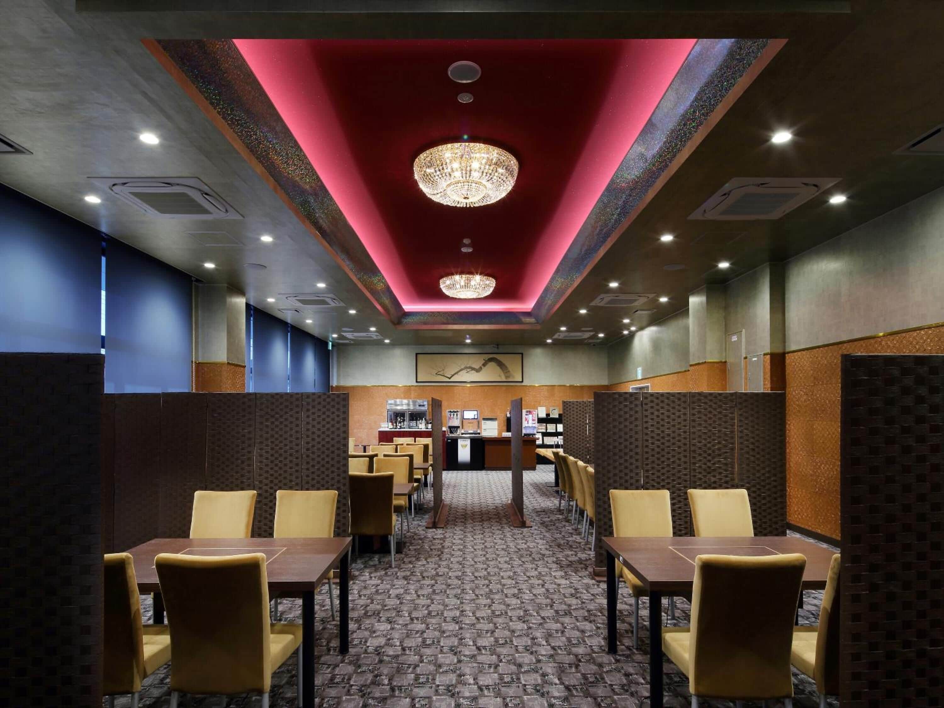 lunch and dinner served, japanese cuisine