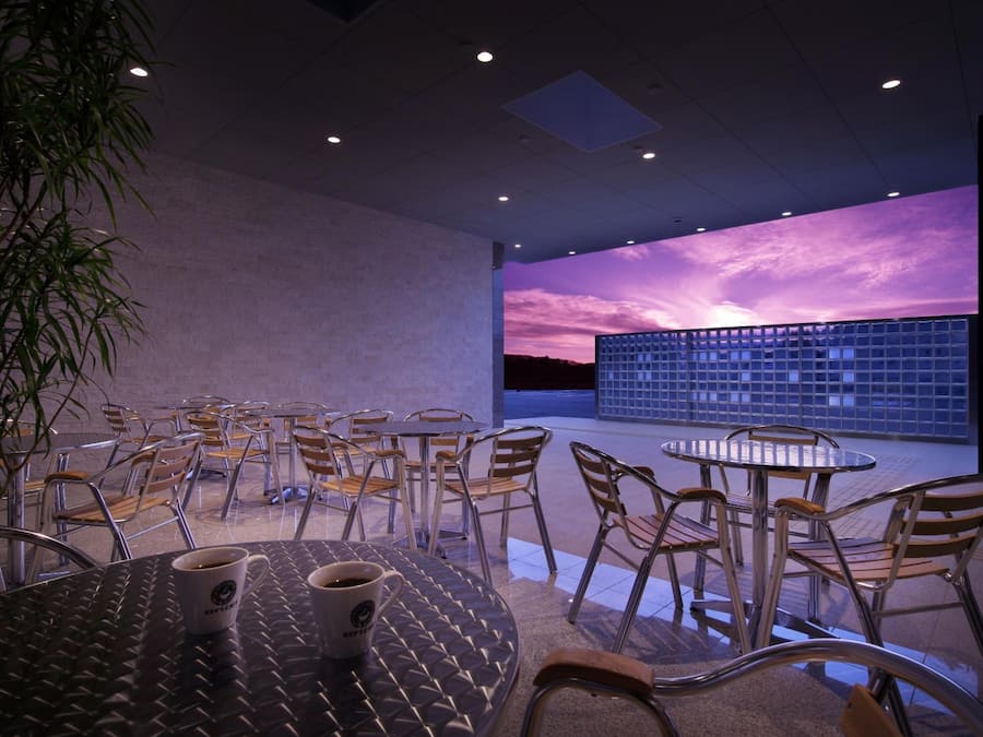 Lunch and dinner served, Japanese cuisine