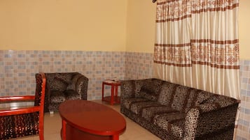 Suite Royal, 1 cama King size, para no fumadores | Escritorio, espacio para trabajar con laptop y wifi gratis