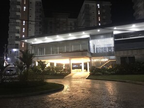 Front of property - evening/night