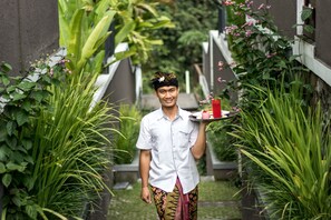Ecotours - Annupuri Villas Bali (Munggu)