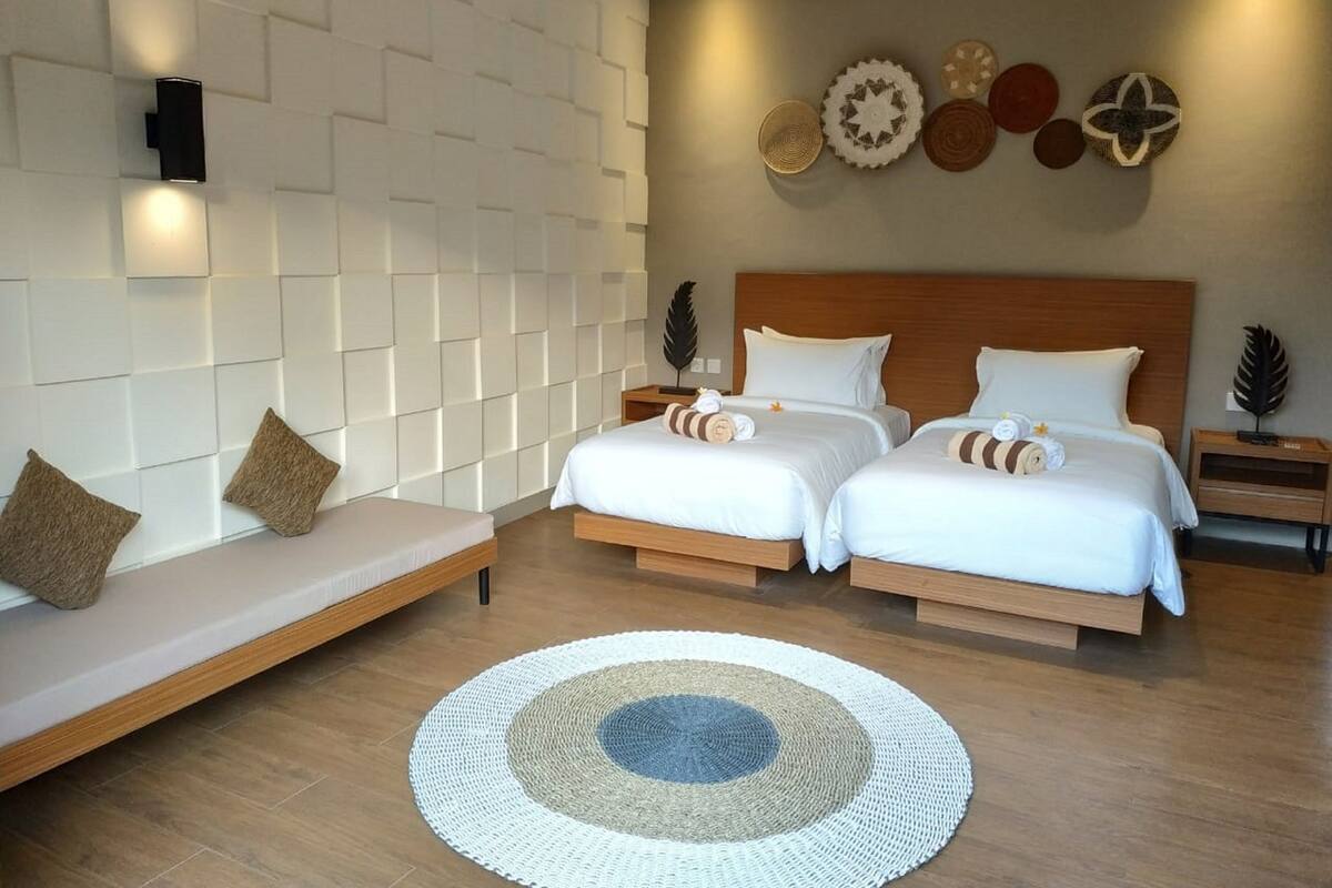 Minibar, in-room safe, soundproofing, free WiFi