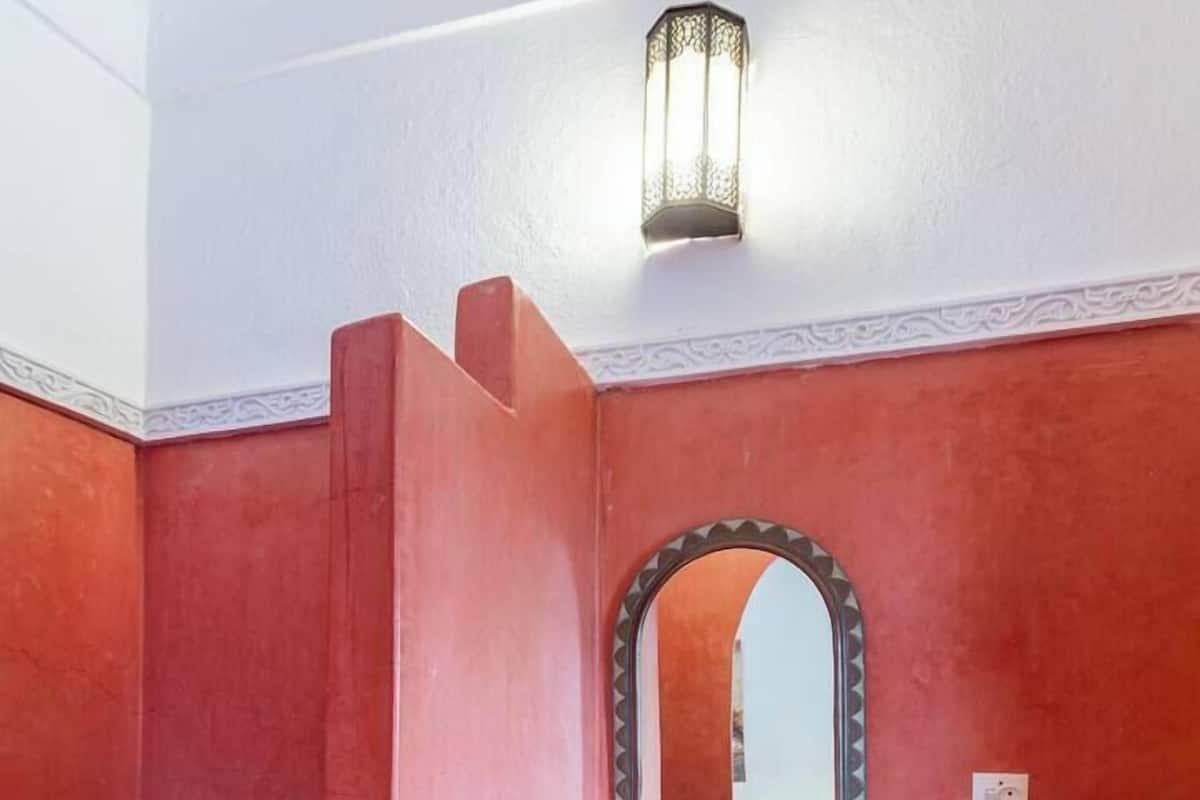 Kahden hengen tavanomainen huone (Verte) | Kylpyhuone | Suihku, sadesuihkupää, ilmaiset hygieniatuotteet, hiustenkuivaaja