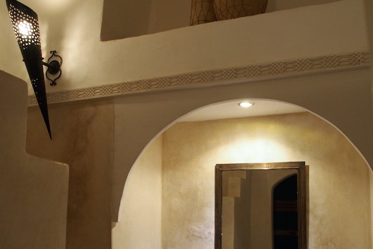 Kahden hengen comfort-huone (Verte) | Kylpyhuone | Suihku, sadesuihkupää, ilmaiset hygieniatuotteet, hiustenkuivaaja