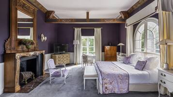 Suite (Suite Château ) | 1 bedroom, minibar, in-room safe, individually decorated