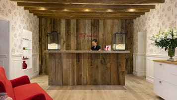 Sauna, hammam, soins corporels, massages des tissus profonds