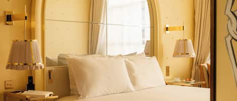 Ropa de cama de alta calidad y minibar