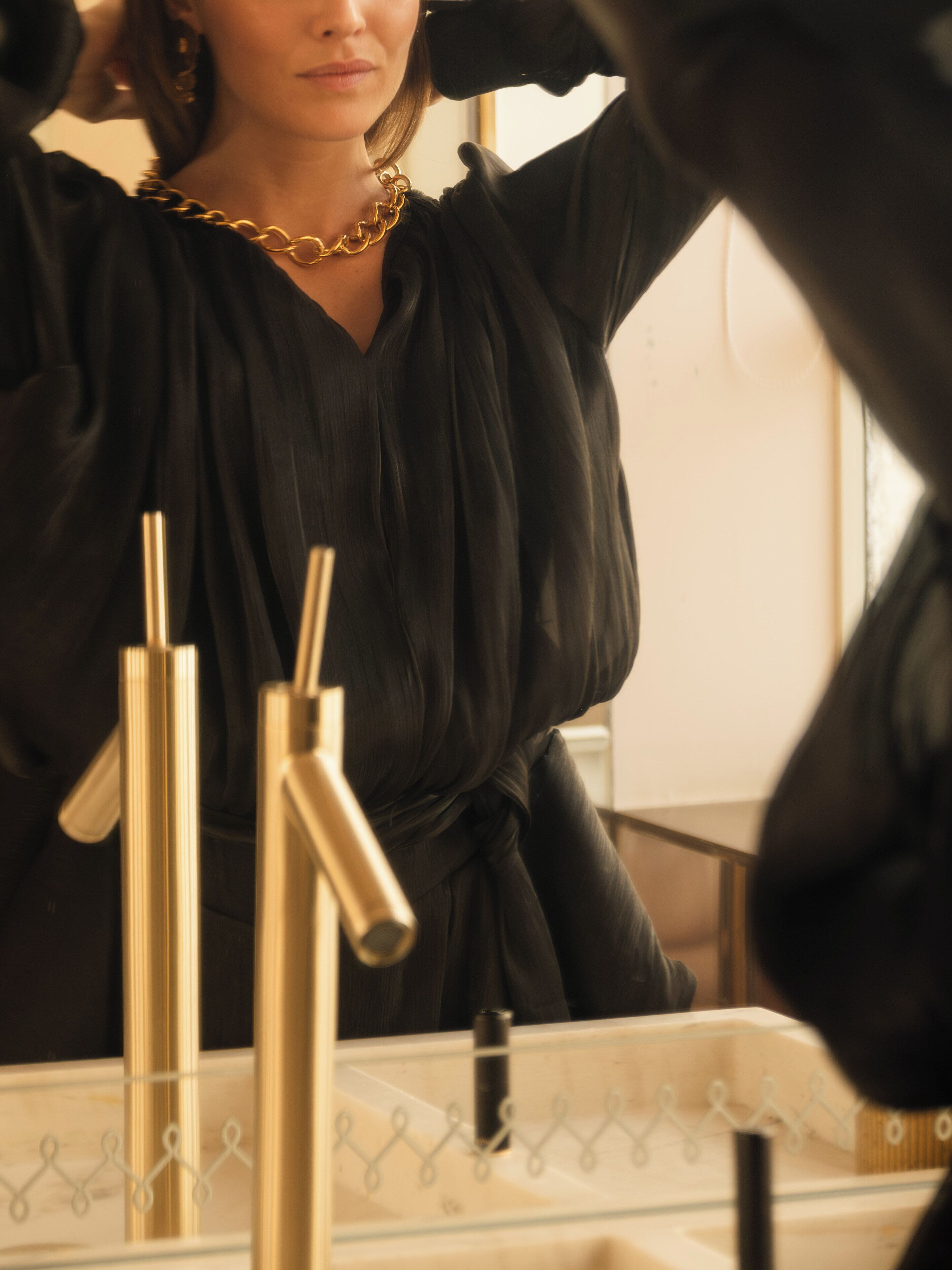 Photo - 9Confidentiel