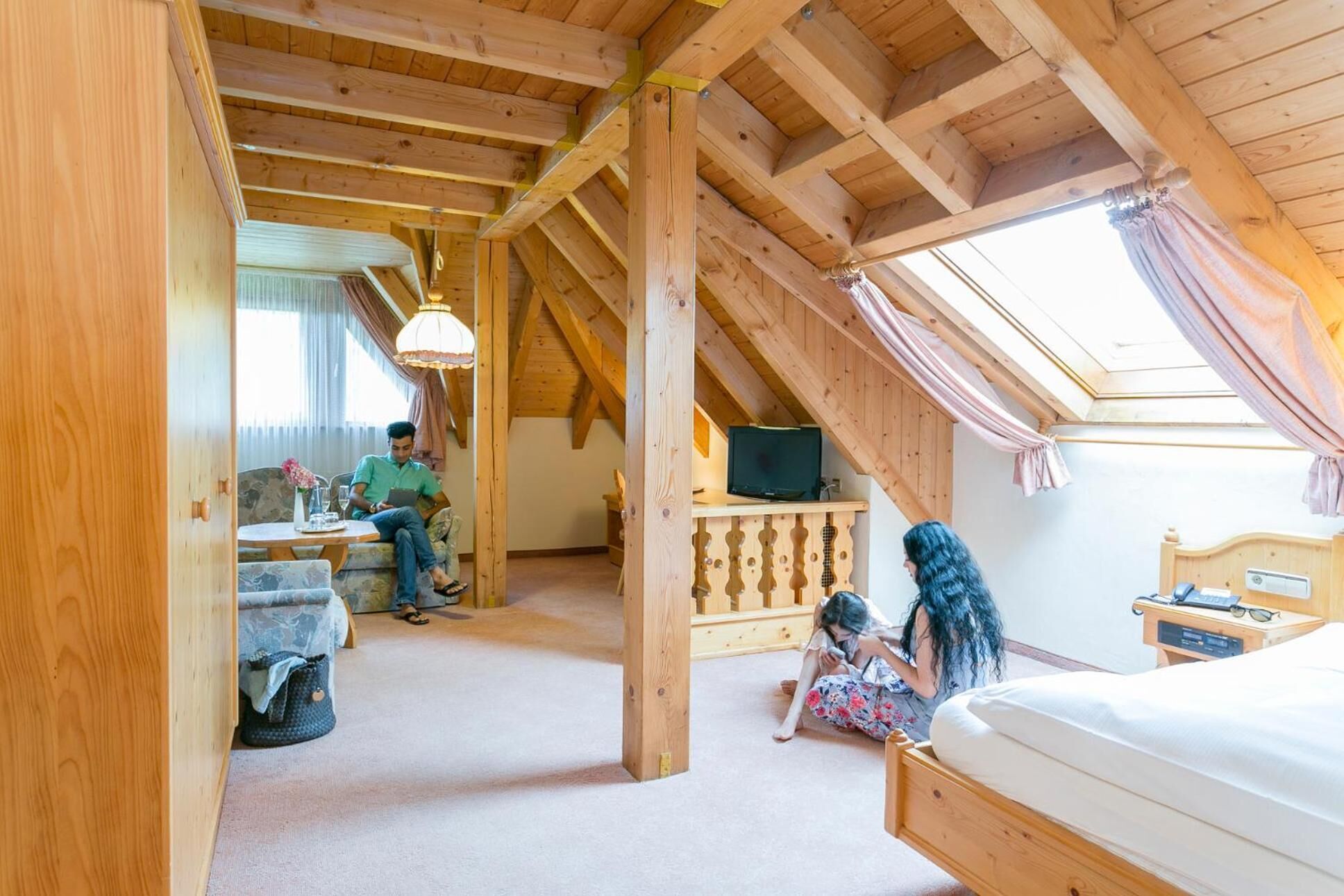 1 bedroom, hypo-allergenic bedding, down duvets, in-room safe