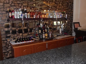 Bar (on property) - Pacific Hotel (Addis Ababa)
