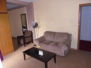Living area - Pacific Hotel (Addis Ababa)