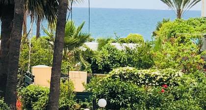 Long Beach Gardens 1