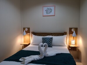 Chambre Double Deluxe | Décoration personnalisée, ameublement personnalisé, bureau