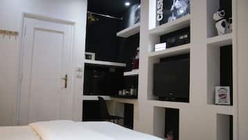 Quarto casal, suíte | Edredons de pluma, frigobar, cofres nos quartos
