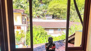 View from property - VELINN Pousada Recanto dos Tangaras (São Sebastião)