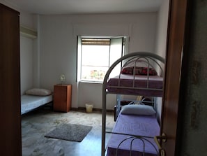 Iron/ironing board, free WiFi, bed sheets