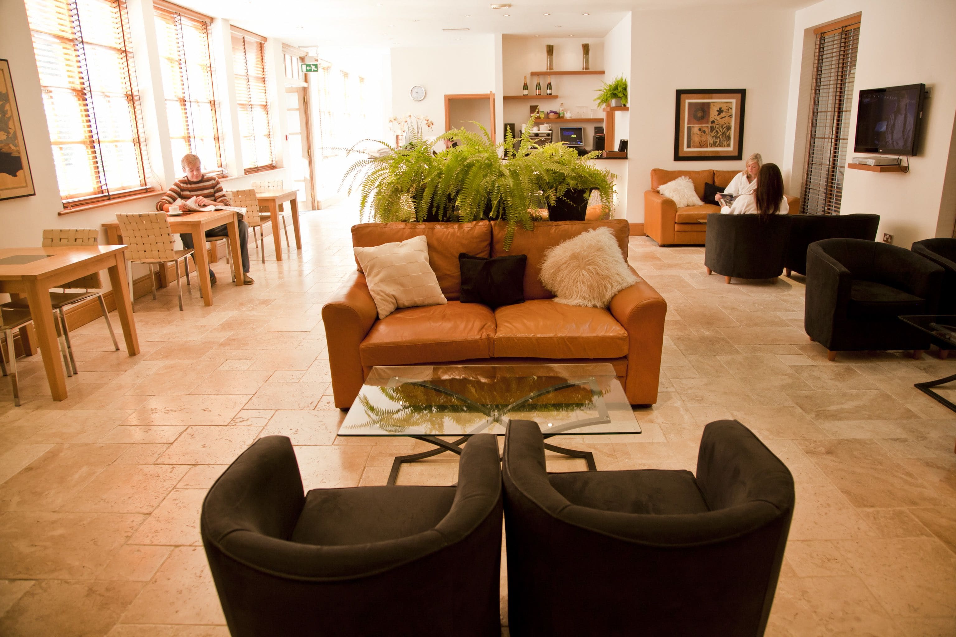 body treatments, aromatherapy, body wraps, body scrubs, facials