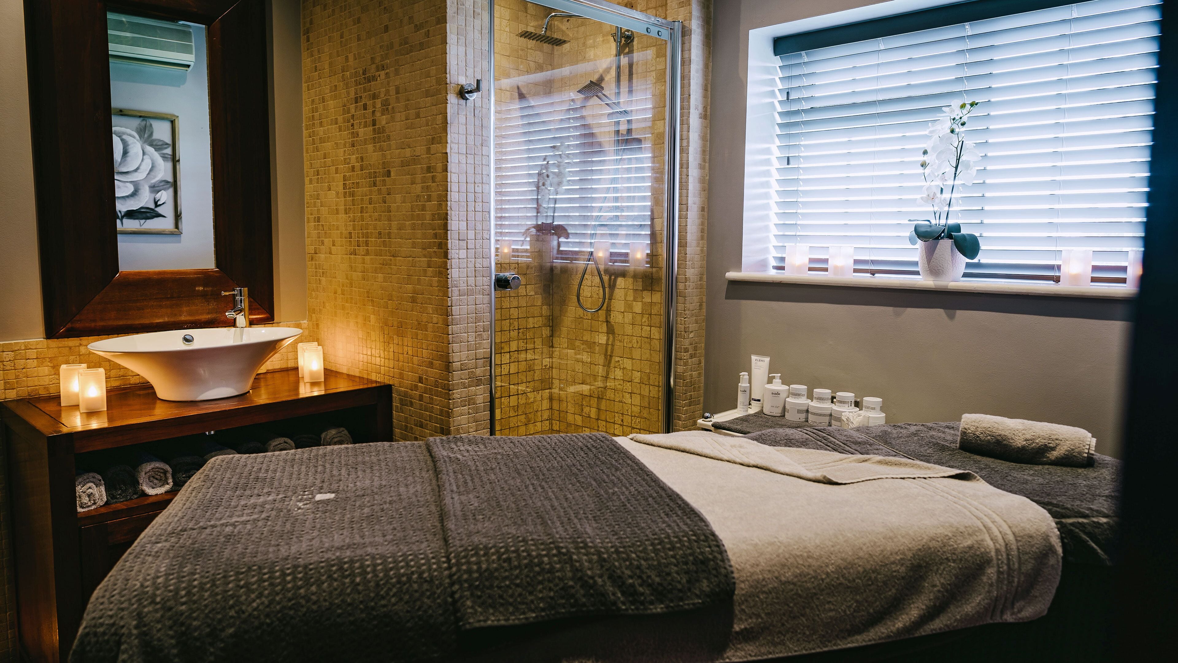 body treatments, aromatherapy, body wraps, body scrubs, facials