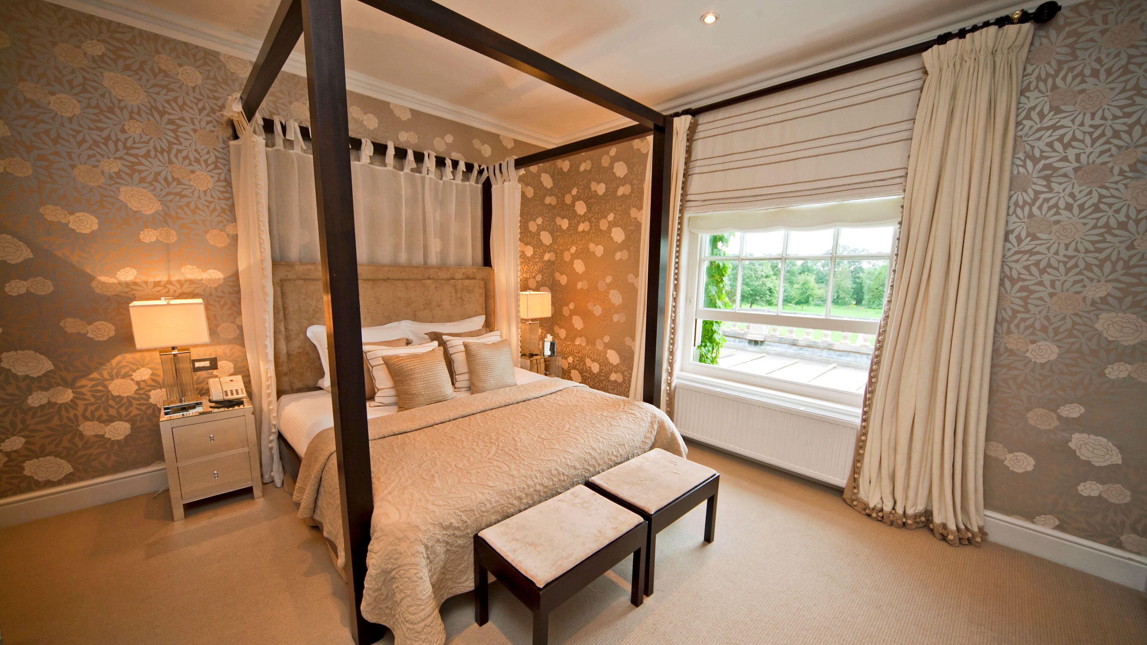 1 bedroom, in-room safe, desk, iron/ironing board