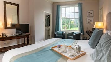 Double or Twin, Garden View | 1 Schlafzimmer, Zimmersafe, Schreibtisch, Bügeleisen/Bügelbrett