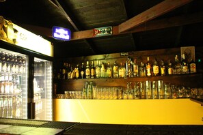 Bar (on property) - Hayalbaz Butik Otel (Karaburun)