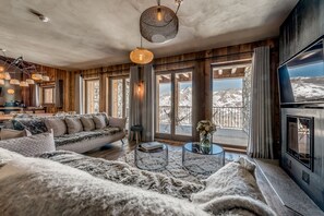 Panoramic Duplex | Living area