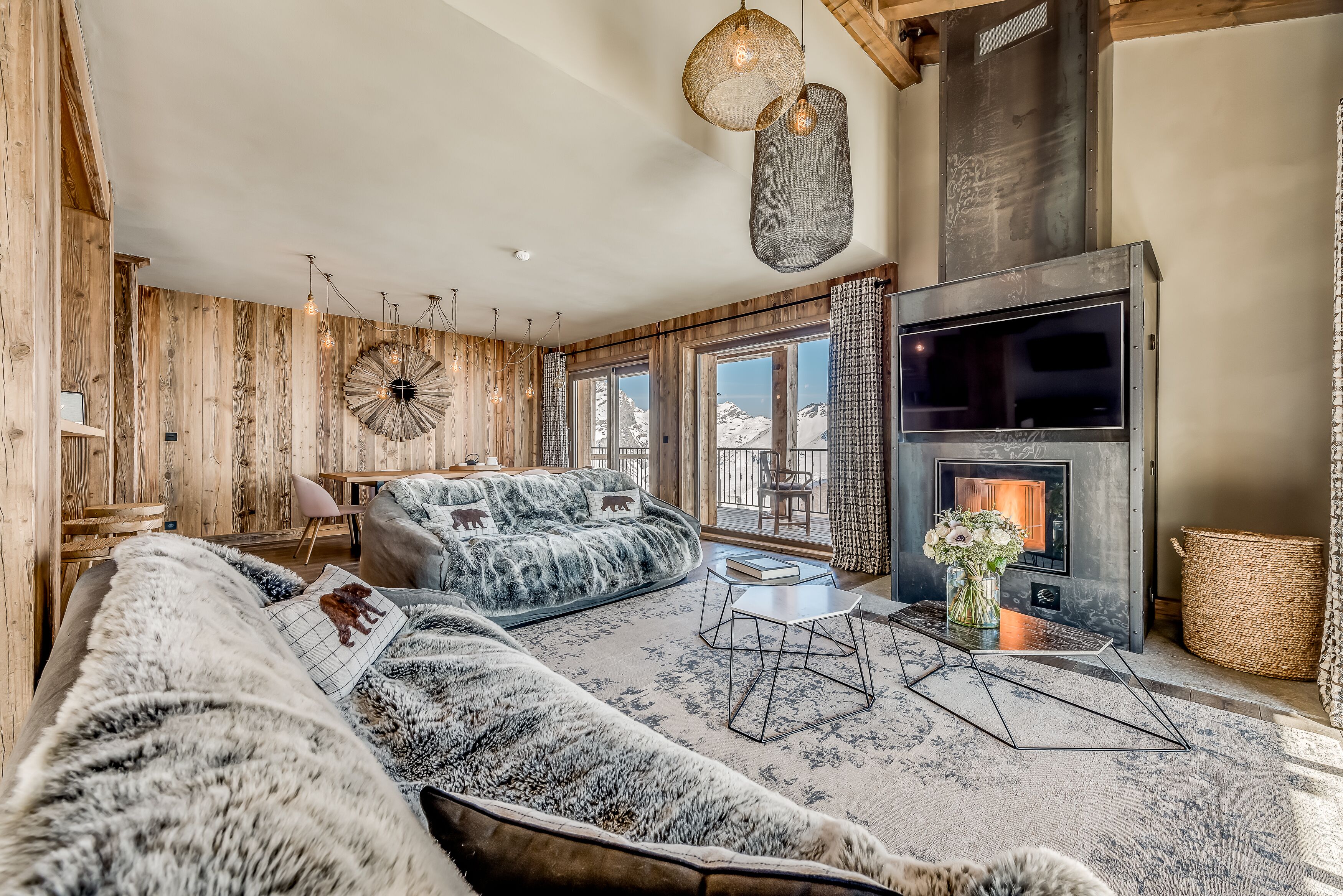 Panoramic Duplex | Living area | Flat-screen TV