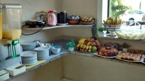Buffet - Pousada Porto do Itaguá (Ubatuba)
