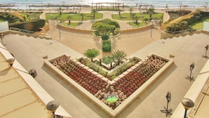View from room - Luxurious Sea View 3BR Pool Spa and Gym (Tel Aviv)