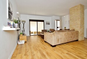 Maison en rangée luxueuse, Plusieurs lits, non-fumeur | Aire de séjour | Jouets