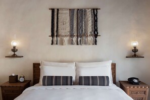 Egyptian cotton sheets, premium bedding, in-room safe