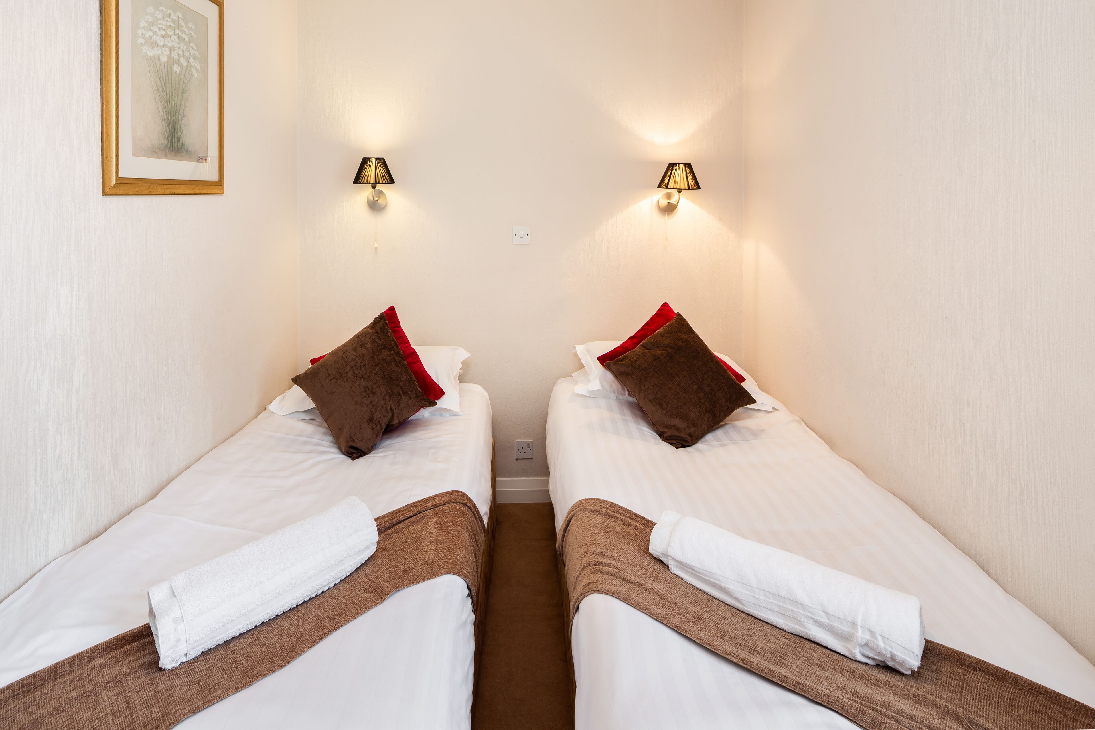 Twin Room | Soundproofing, free WiFi, bed sheets