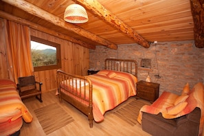 Casa, 5 camere da letto, piscina privata | Tende oscuranti, culle/letti per bambini (gratuiti)