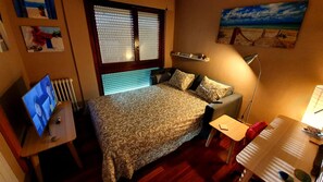 2 개의 침실, 이집트산 면 시트, 저자극성 침구, 오리/거위털 이불