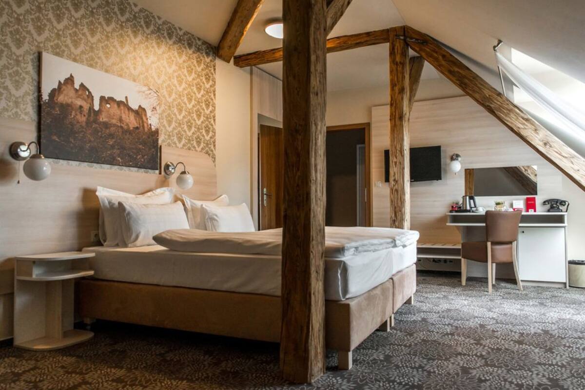 minibar, in-room safe, desk, soundproofing