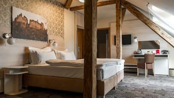 Minibar, Zimmersafe, Schreibtisch, schallisolierte Zimmer